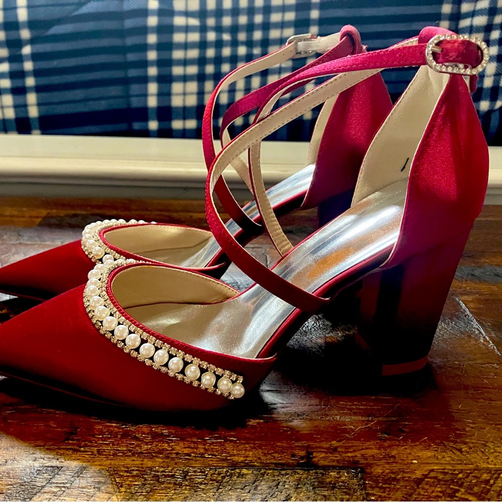 Satin Pointed Toe Pearl Jewelry Cross Strappy Chunky Heel Pumps